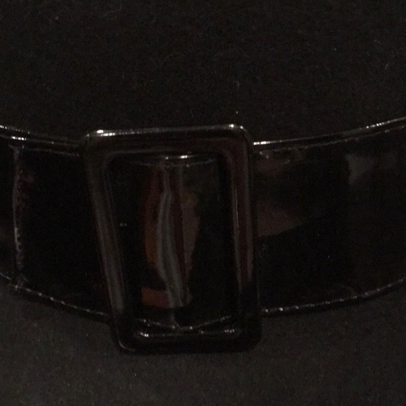 Black Felt Stylish Hat. One Size. - Picture 5 of 6